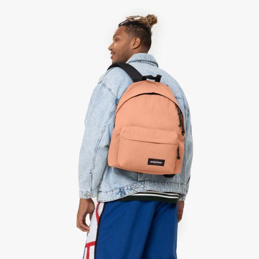 Zaino Eastpak Iconico - Silk Peach - 24 Litri - Ideale per il Lavoro e il Tempo Libero.