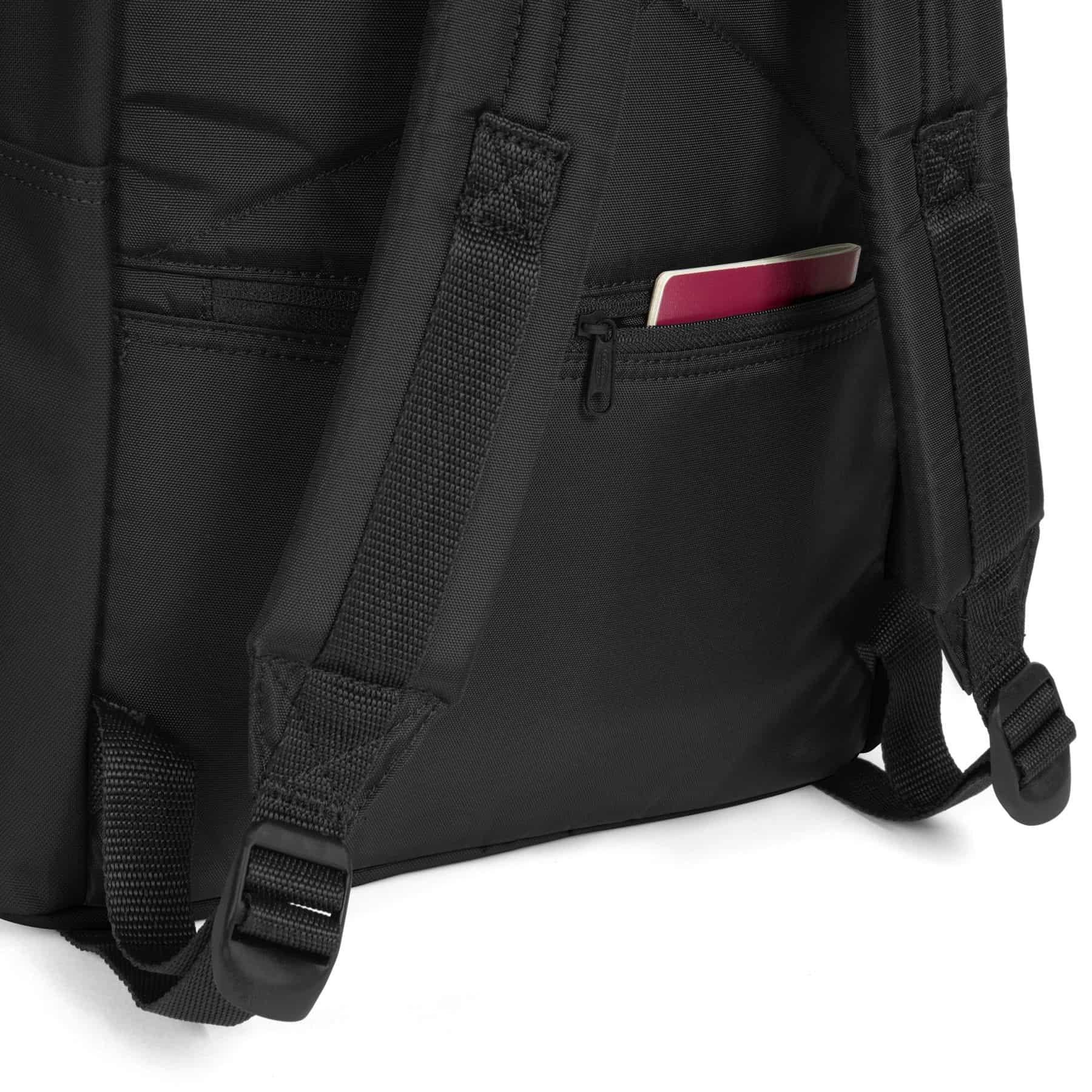 Zaino Eastpak Padded Double 24L Nero – Organizzazione e Comfort.
