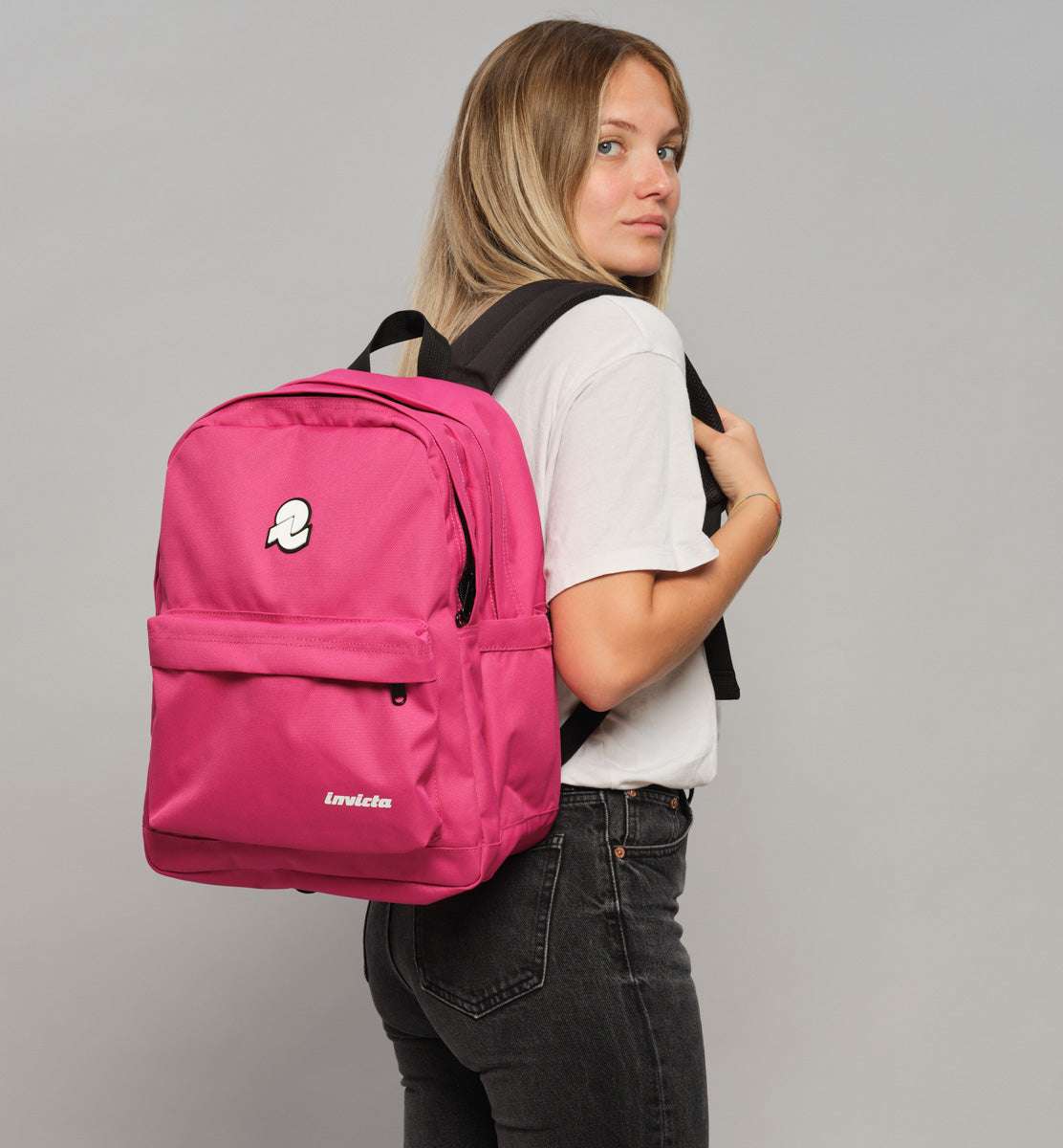 Zaino Invicta Lab Plain: Design Minimalista e Funzionalità Massima Fuxia - Quiscuola