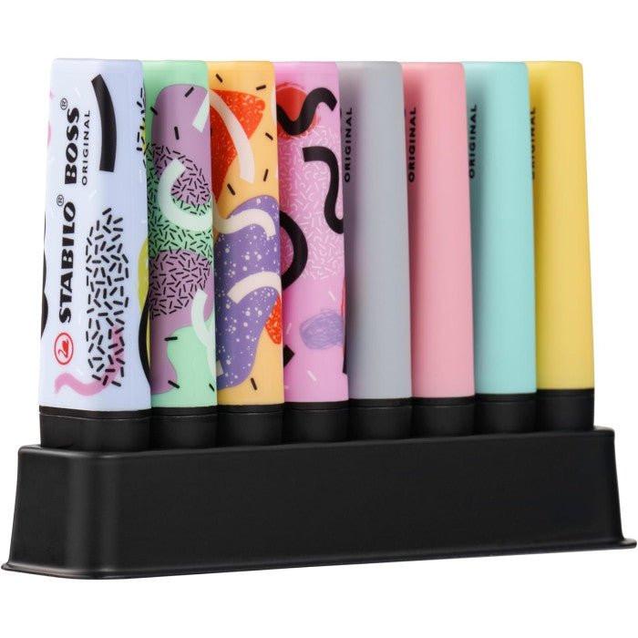 Desk Set Stabilo Boss Original & Pastel by Ju Schnee – 8 Evidenziatori Special Edition.