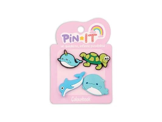 Pin It – Set di Pins per Personalizzare Quaderni Colourbook. - Quiscuola.it – Zaini, Astucci e Diari Scuola