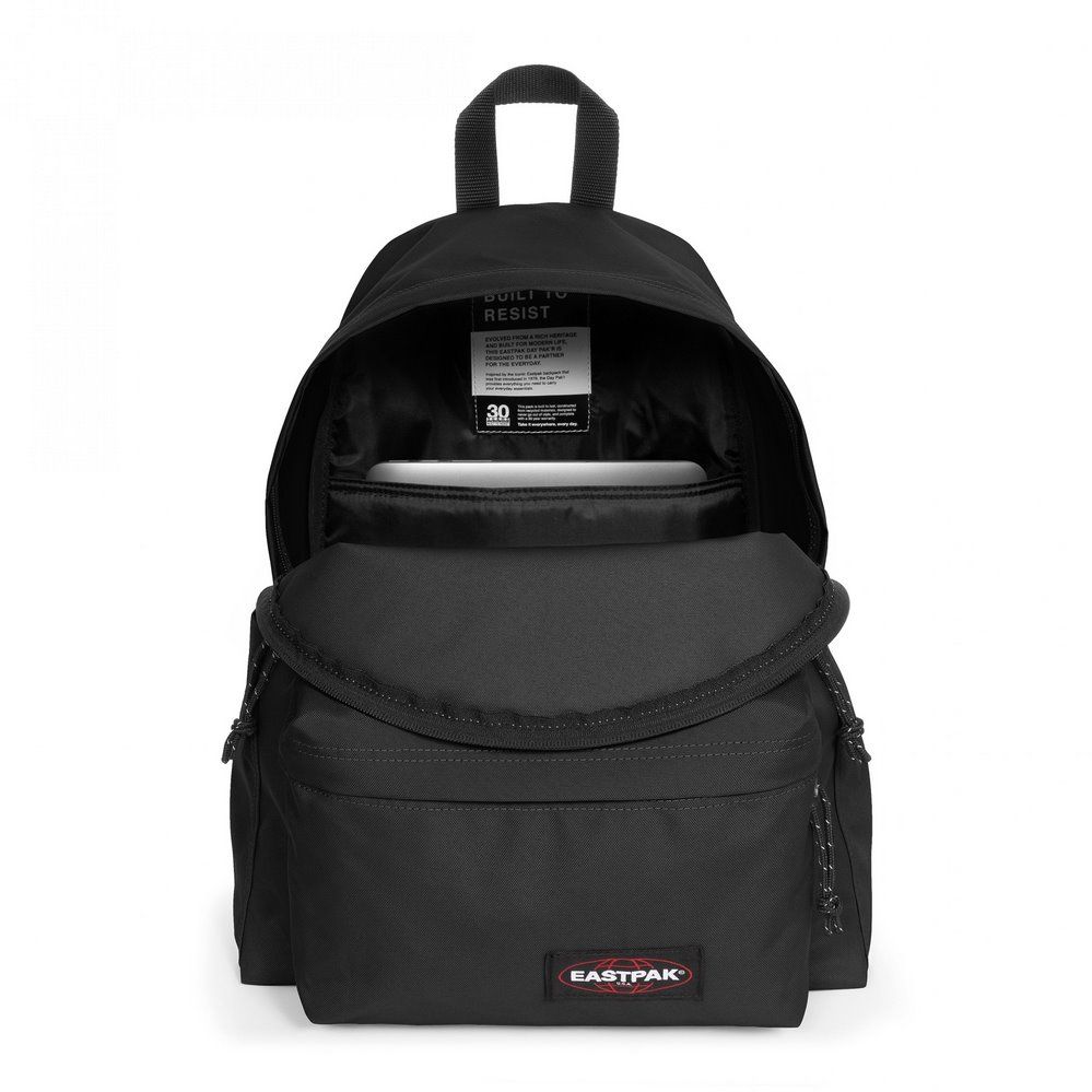 Zaino Eastpak Day Pak’R Nero – Design urbano e funzionalità smart - Quiscuola
