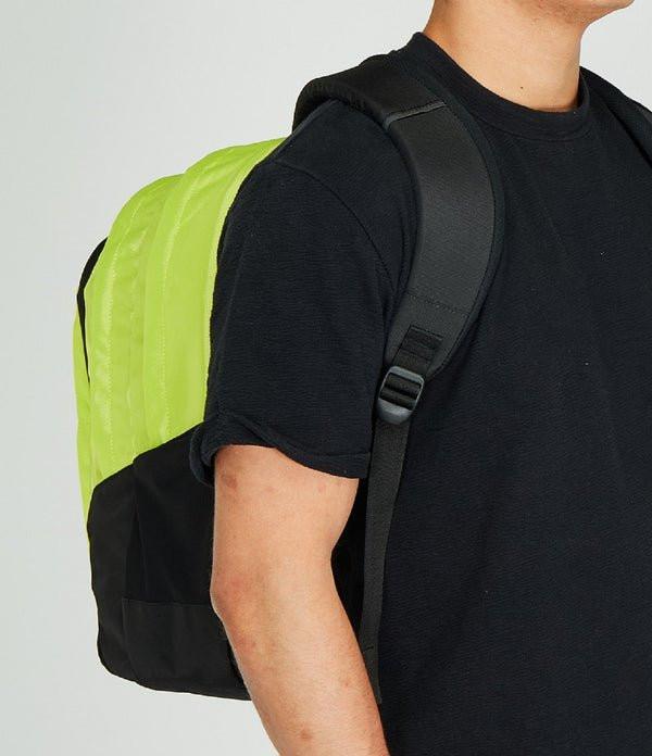 Zaino Seven TECH – Riciclato, Capiente e Porta PC (Giallo).