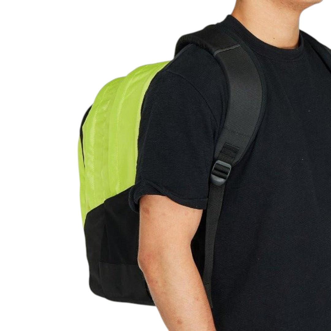 Zaino Seven TECH – Riciclato, Capiente e Porta PC (Giallo).