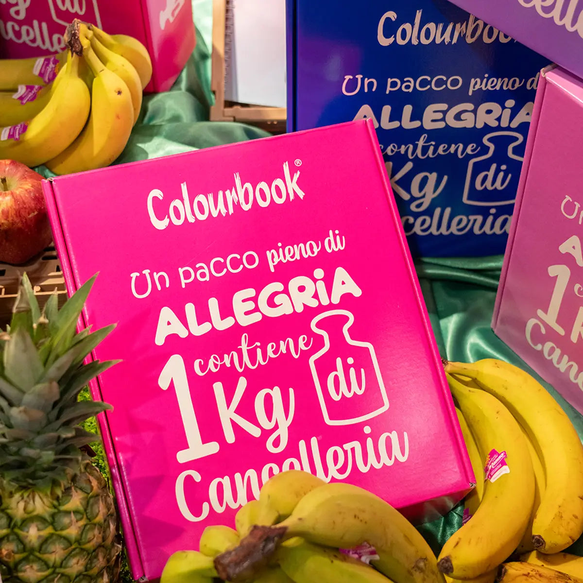 Box sorpresa 1 kg cancelleria Colourbook