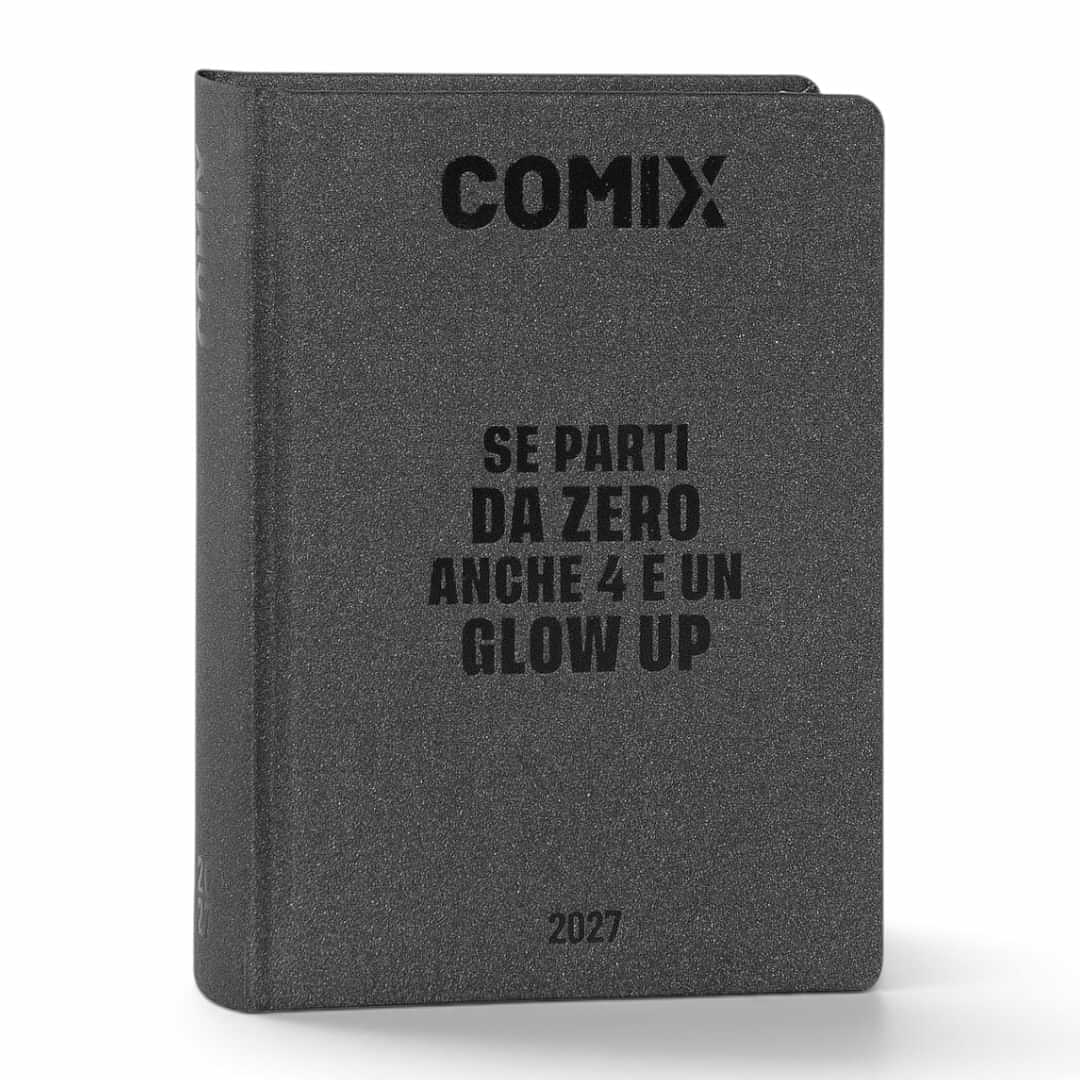 Quiscuola.it – Zaini, Astucci e Diari Scuola Comix 16-month daily planner 2026-2027 in a compact black glitter finish