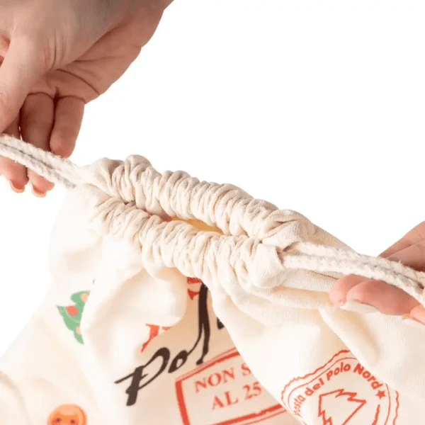 Sacco Regali di Babbo Natale Colourbook – 67x48 cm - Quiscuola.it – Zaini, Astucci e Diari Scuola