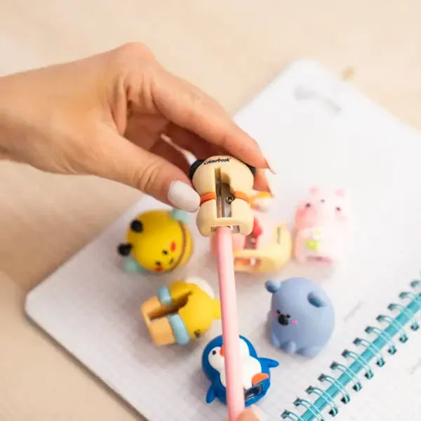 {{ product.title }} {{ product.vendor }} zaino scuola astuccio cancelleria.